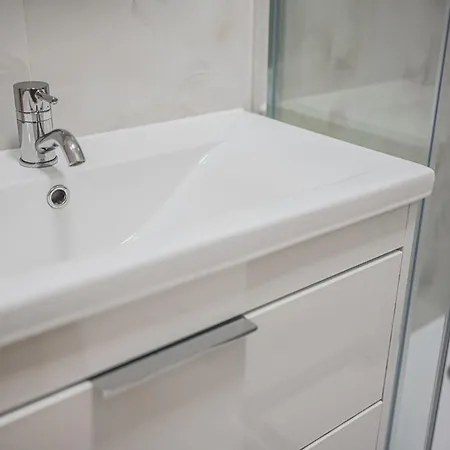 Flat Near Castle Stylish & Prime Location 4 *