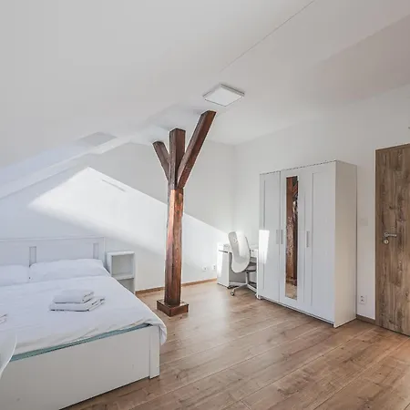 Flat Near Castle Stylish & Prime Location 4 プラハ