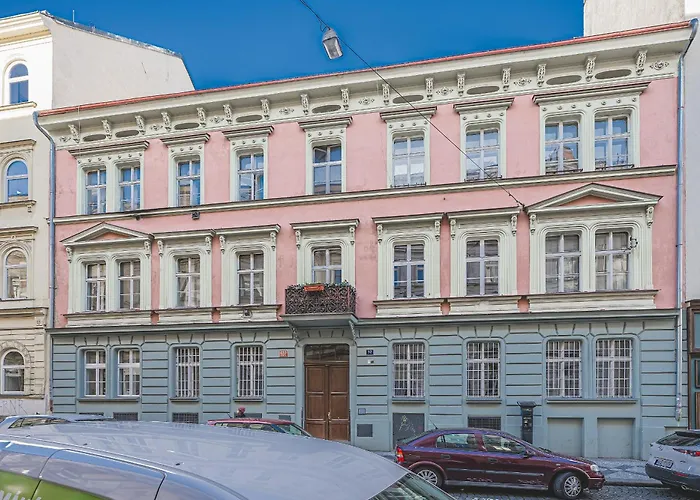 Flat Near Castle Stylish & Prime Location 4 Appartement Prague